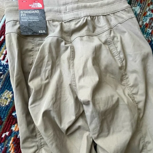 The North Face Aphrodite 2 Khaki Pants, NWT (COMFY stretch waistband) - Picture 5 of 7